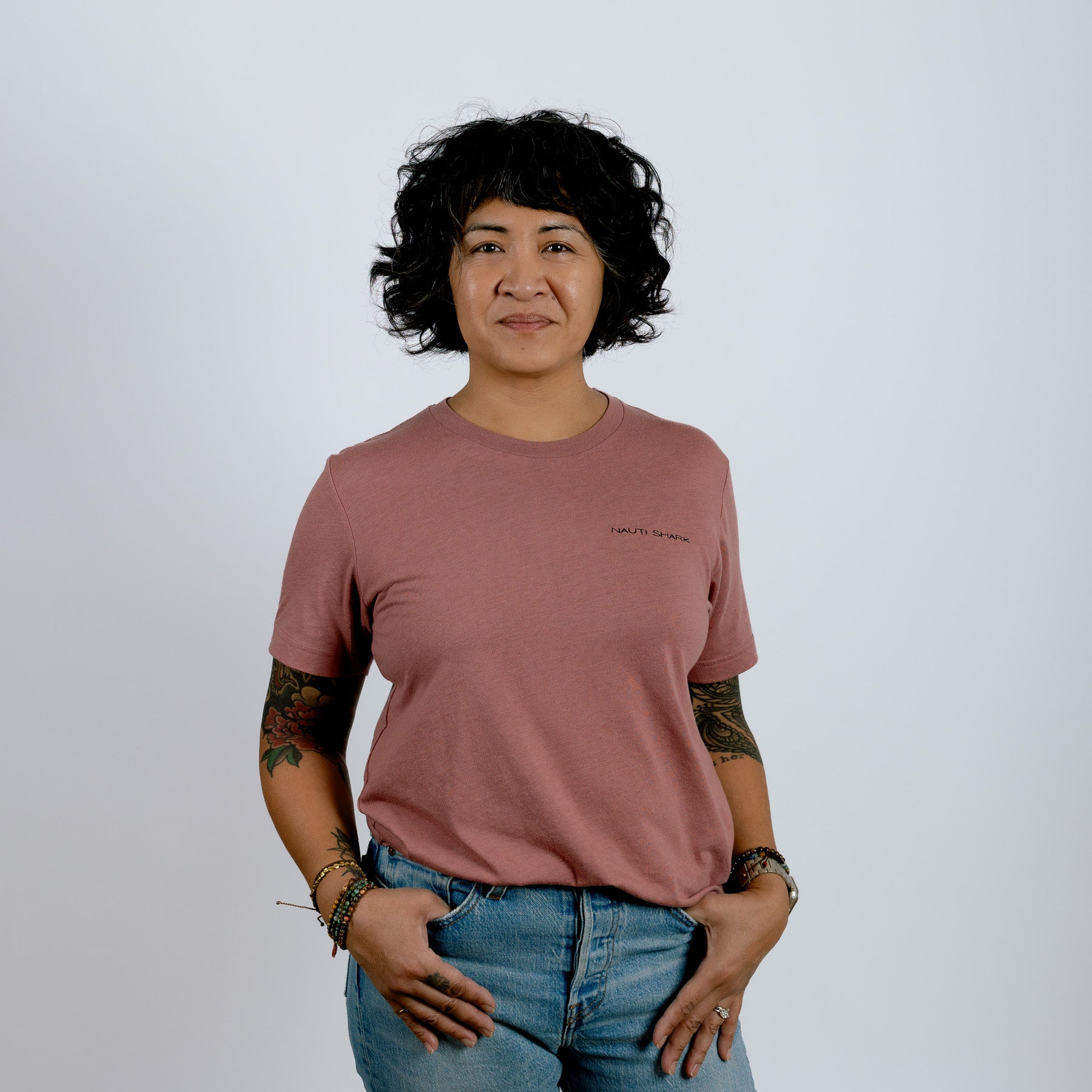 Mauve COASTAL VAN T-Shirt - VAN BLACK LOGO