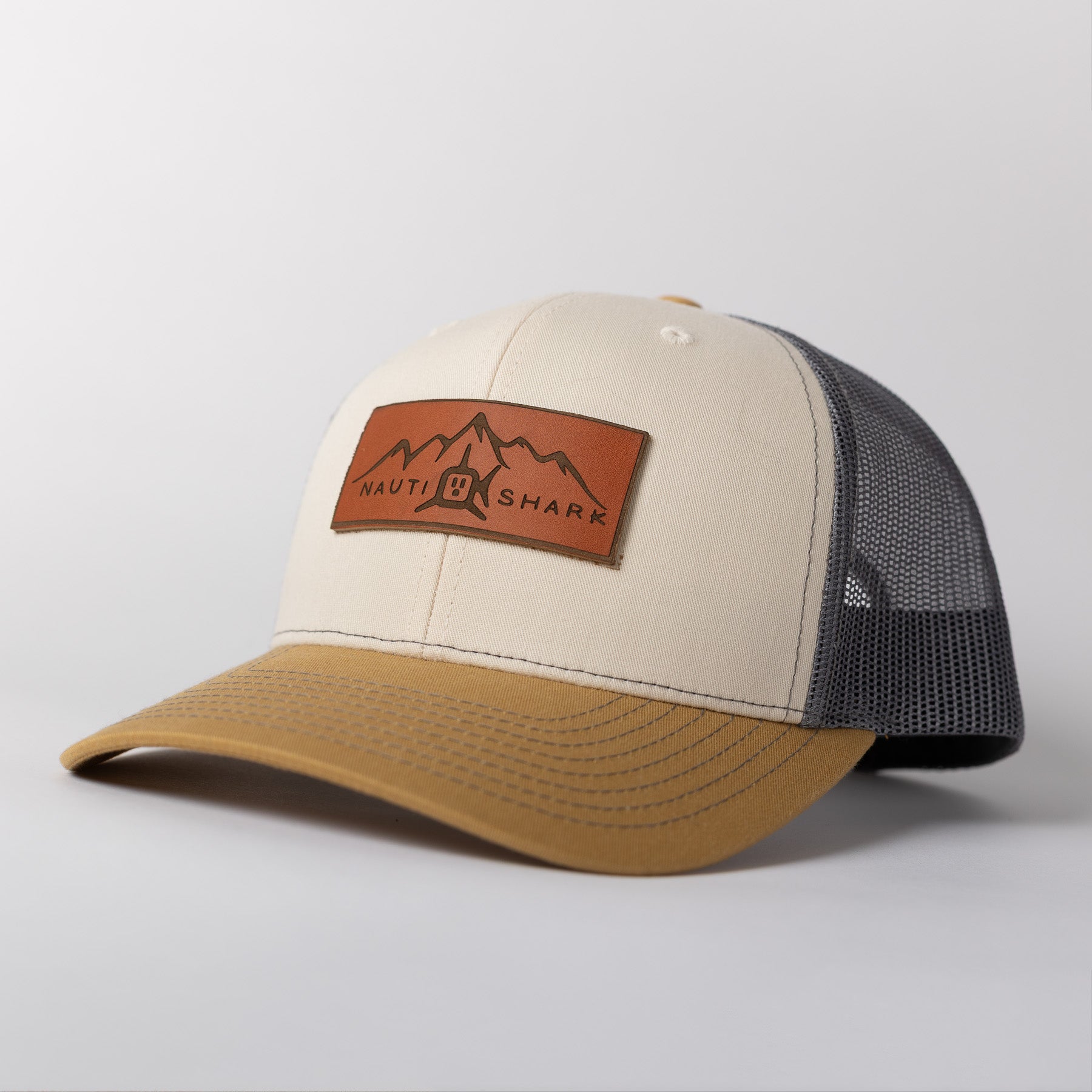 Leather Mountain Trucker - Beige/Grey/Flax