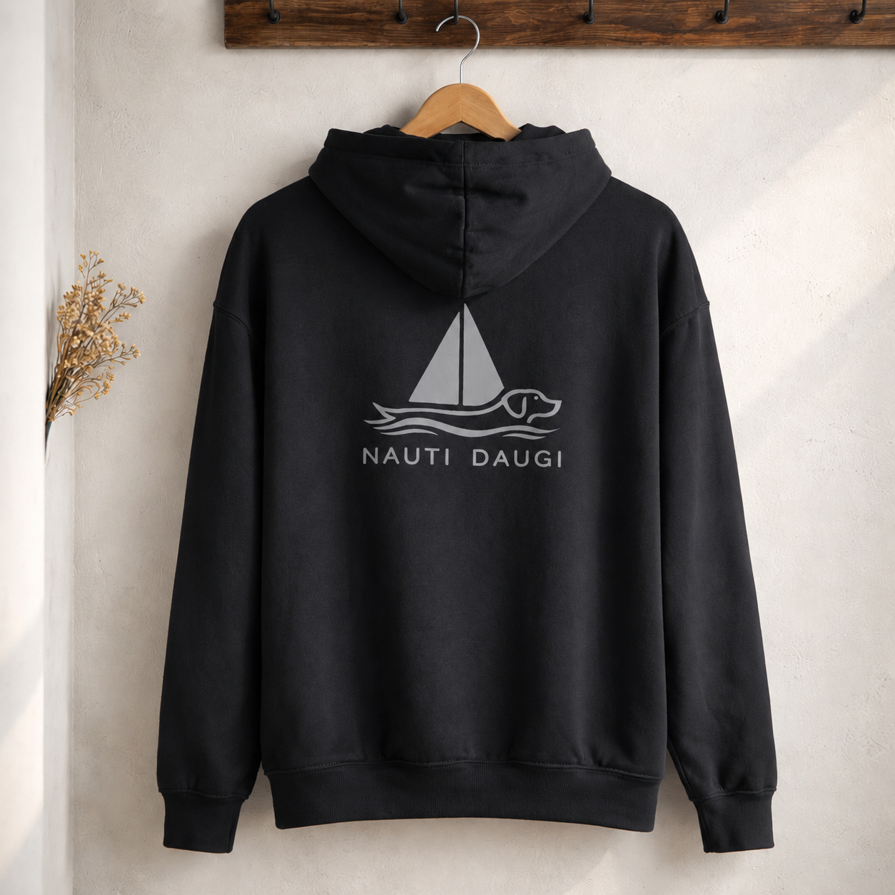 HOODIE W/ GREY NAUTI DAUGI LOGO - BLACK